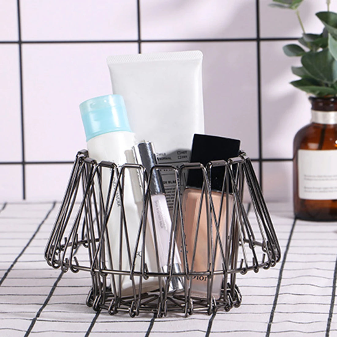 Stainless Steel Deformable Fruit Basket Foldable Deformable Wire Fruit Basket Drain Vegetable Serving Tray Drain Room Bathroom